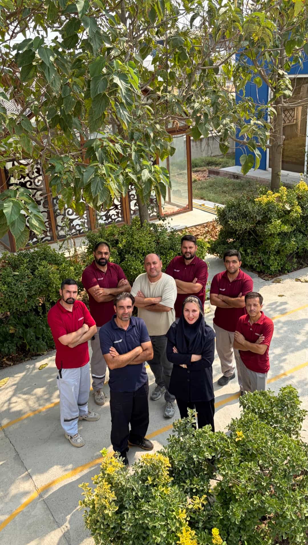 داستان آراد پنجره